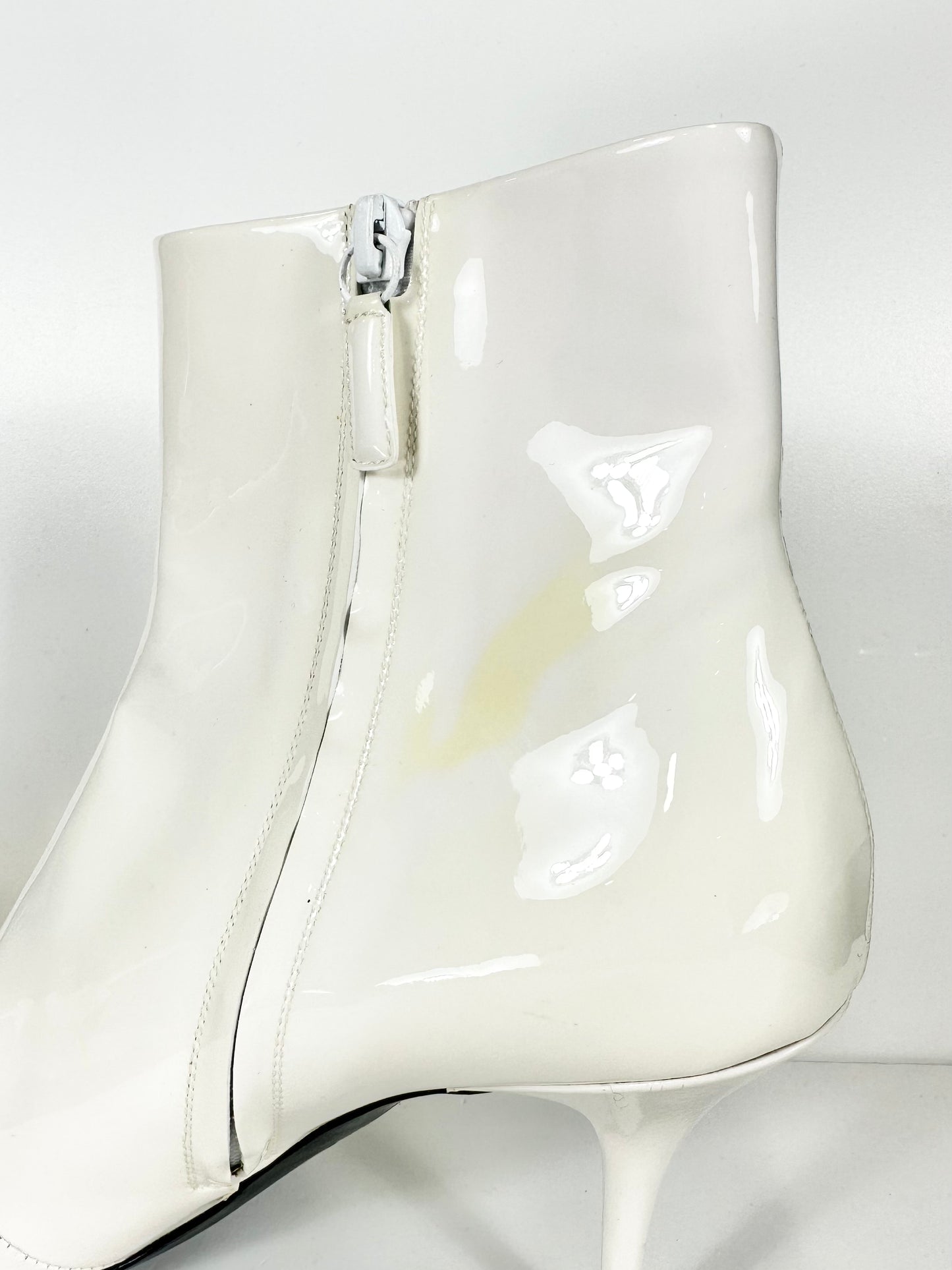 BALENCIAGA  Bb White Patent Leather Kitten Heel Ankle Boots UK 6 EU 39 👠